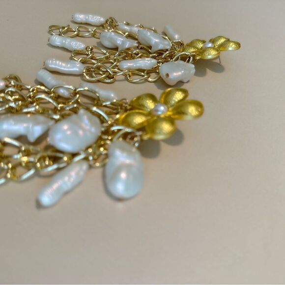 Flower statement earrings N1063 - Picture 3 of 4